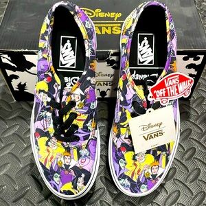 Brand new Vans Disney Villains women size 7 new with tags and original box .